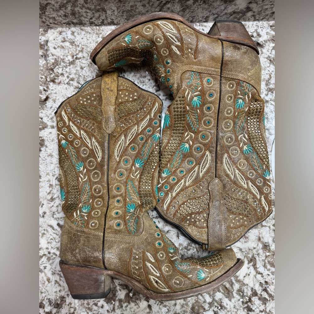 2 pairs Embroidered Boots